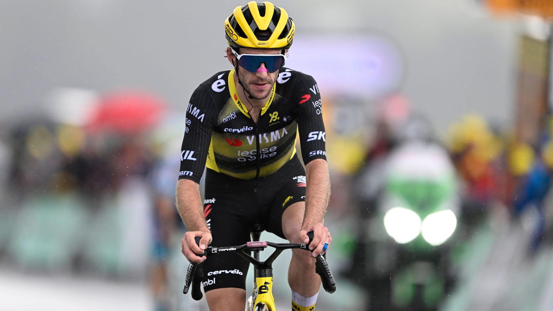 Gets off the bike: Simon Yates, here at the Tour de France 2025.