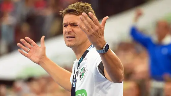 Coach Christian Prokop from TSV Hannover-Burgdorf