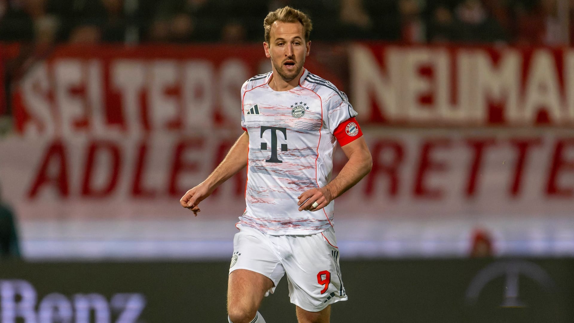 Harry Kane in the Bayern jersey: Now the new jerseys have apparently been leaked.