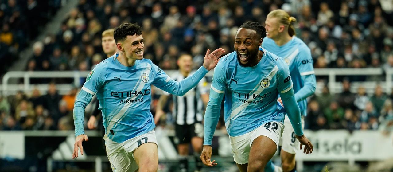 Manchester City's Antoine Semenyo celebrates his goal