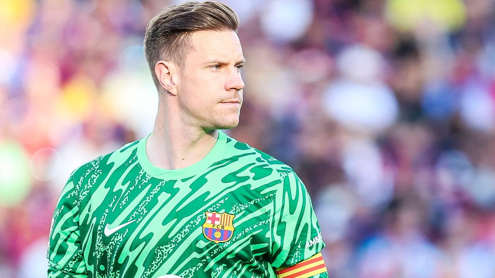 Marc-André ter Stegen: The German national goalkeeper has knee pain.
