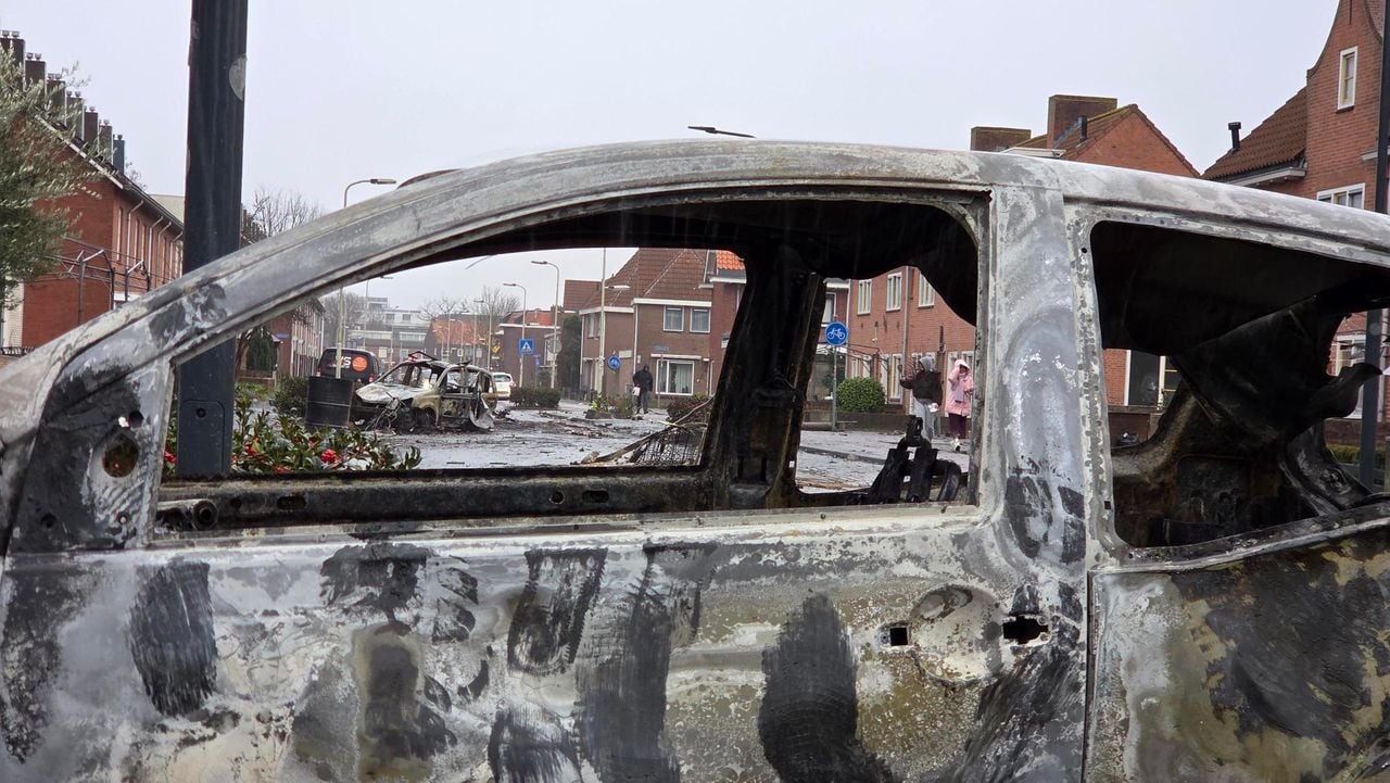 The Tuinzigt district looks like a war zone. 
