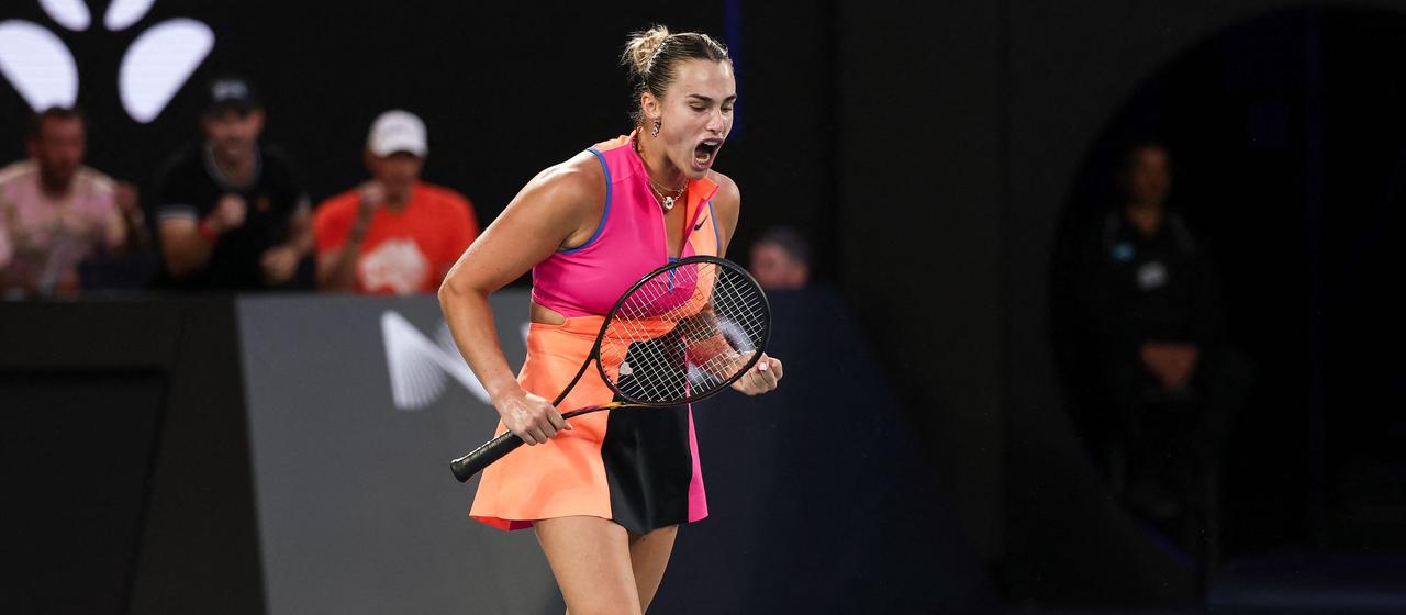 Aryna Sabalenka celebrates her first set win against Elina Svitolina