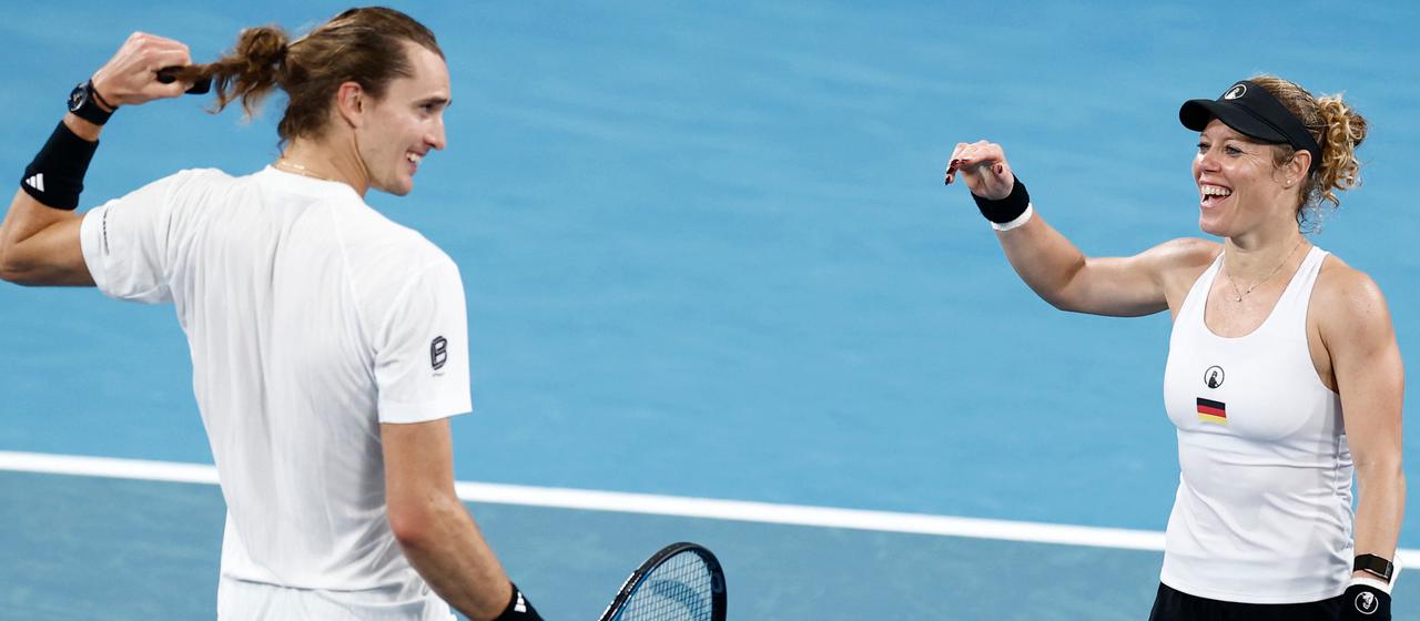 Alexander Zverev and Laura Siegemund celebrate against the Netherlands at the United Cup