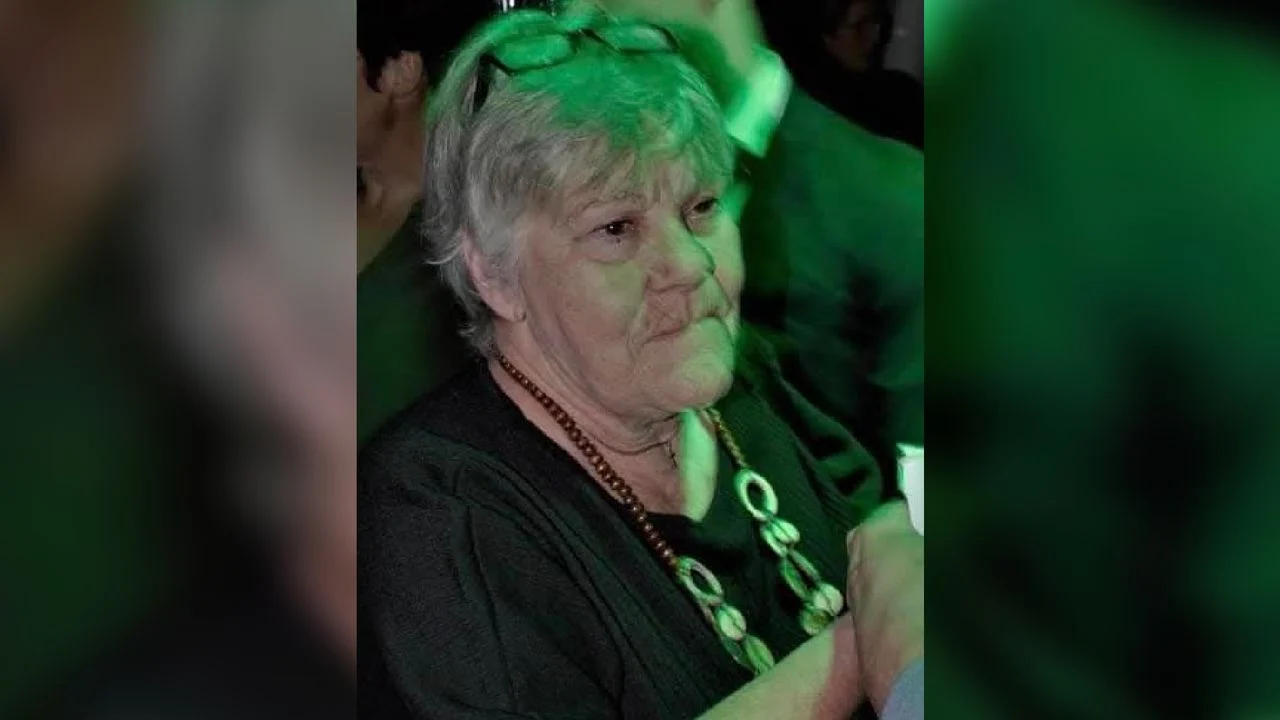Aunt Maij was 77 years old.