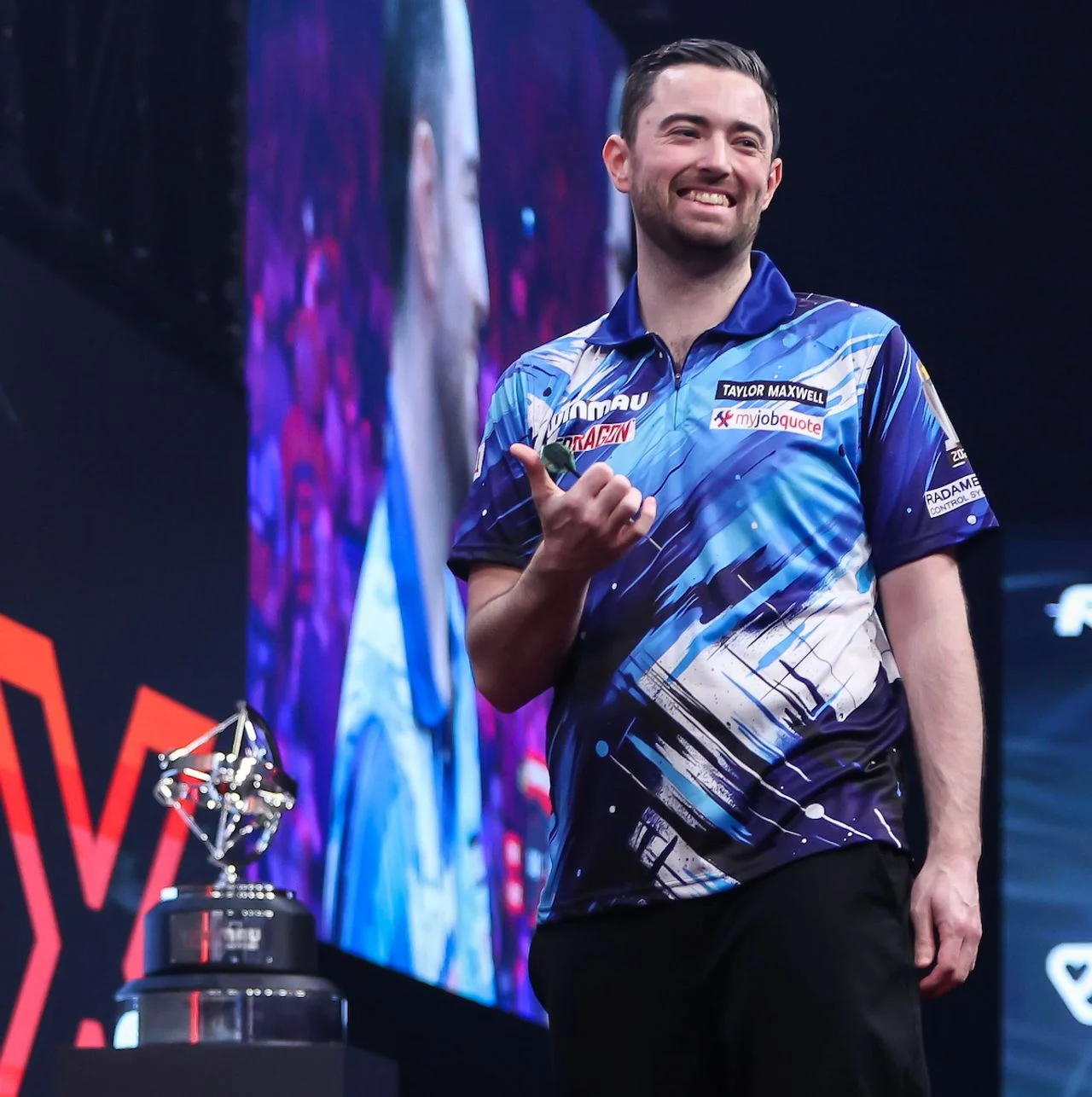 Luke Humphries triumphed convincingly in the semi-final against Gian van Veen).