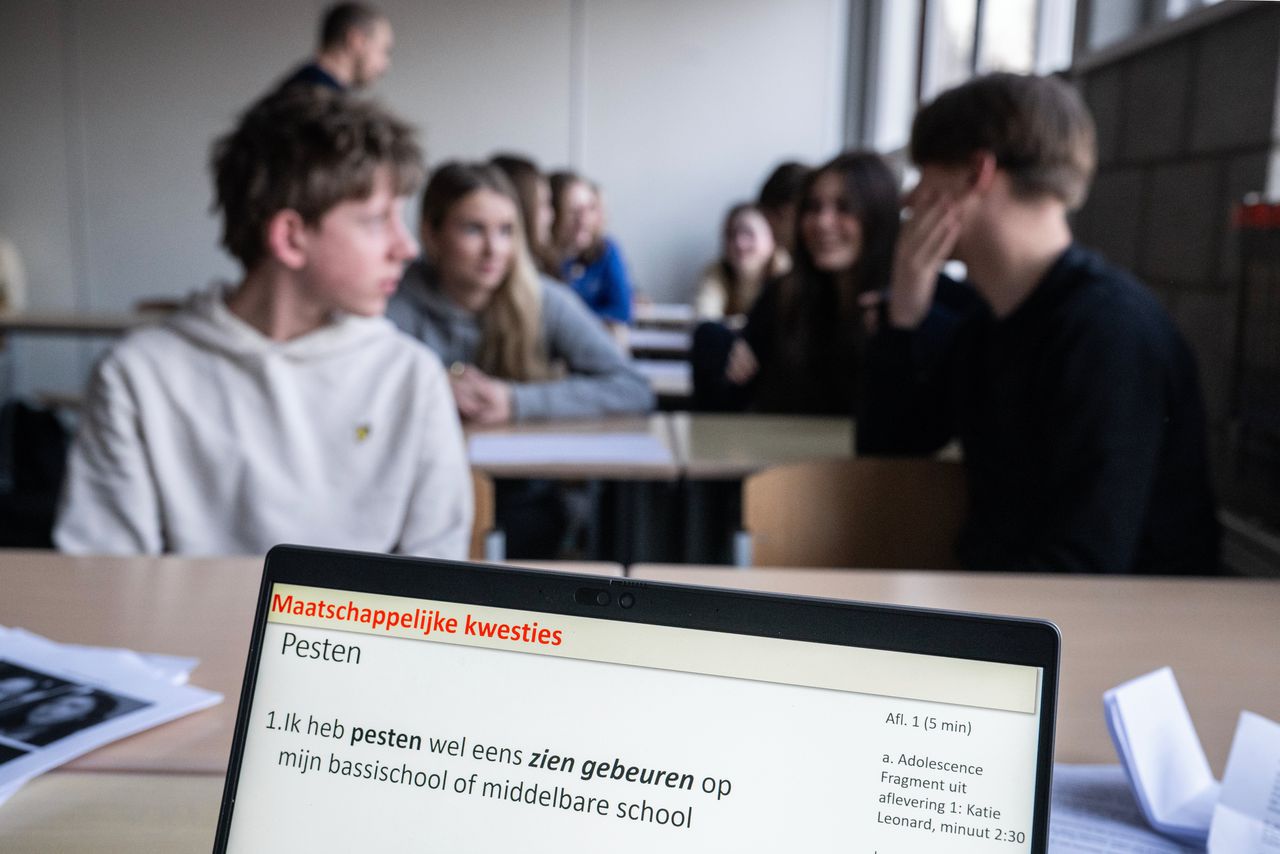 Talking about bullying is an important part of the lesson.