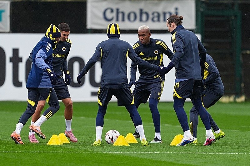 fenerbahce-nottingham-forest-maci-watch-when-time-at-what-channel-1771476299893.jpeg Possible starting 11s for Fenerbahçe-Nottingham Forest match