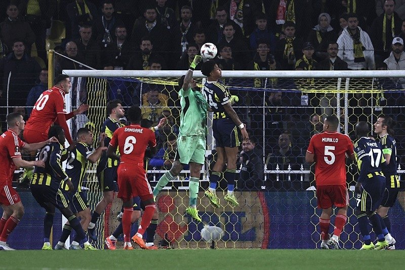 nottingham-forest-fenerbahce-live-watch-mac-time-channel-and-possible-11s-1772088475715.jpeg Nottingham Forest-Fenerbahçe match broadcast information!