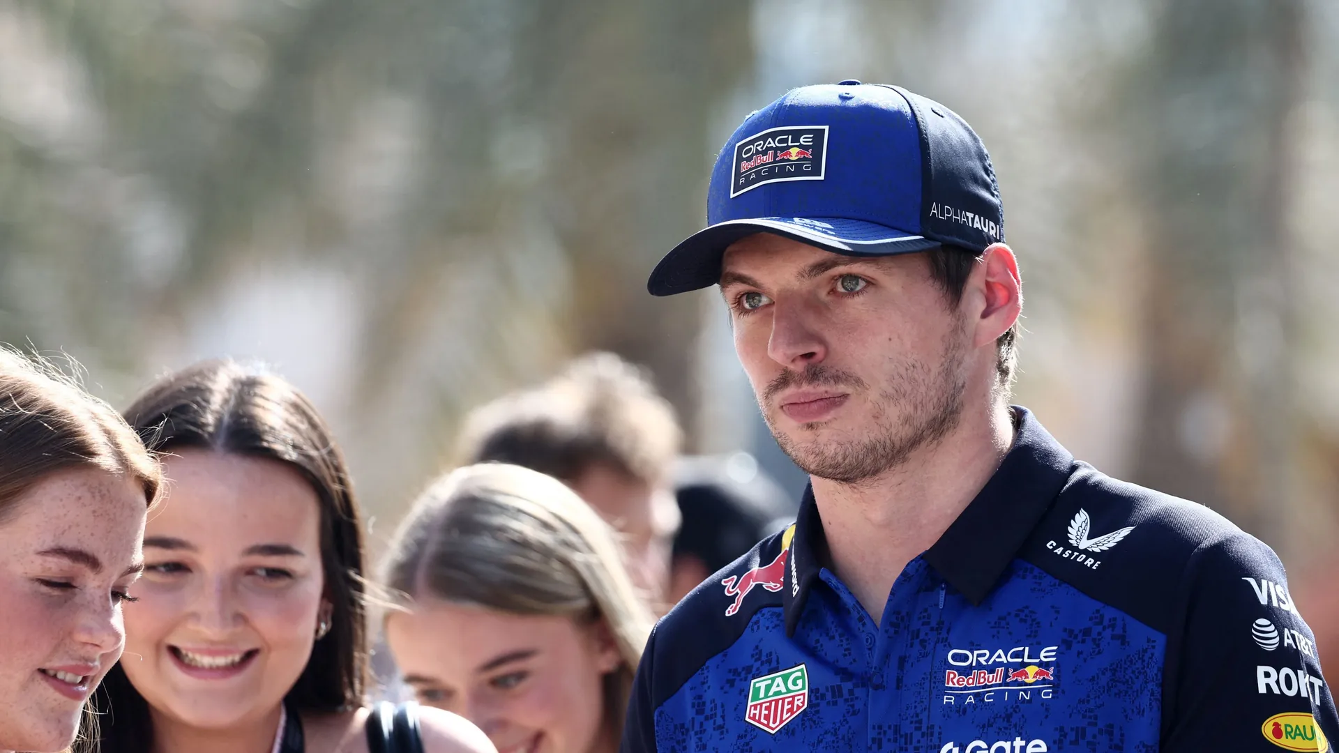 A bitter loss for Max Verstappen's team: Red Bull's chief designer is leaving. A bitter loss for Max Verstappen's team: Red Bull's chief designer is leaving.