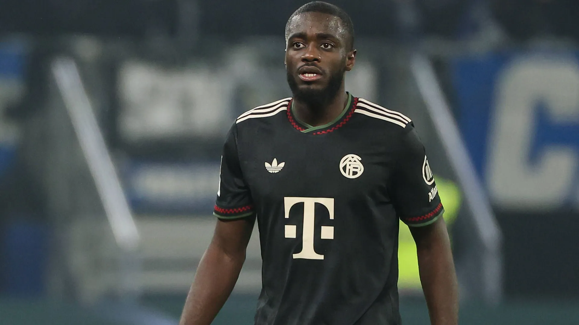 Dayot Upamecano will probably extend his contract with FC Bayern Munich. Dayot Upamecano will probably extend his contract with FC Bayern Munich.
