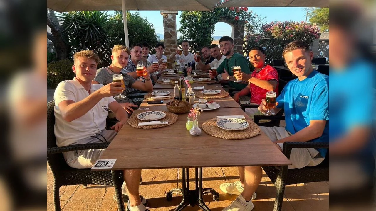Angelo together with his friends in Mallorca, a few days before his death. (private photo)