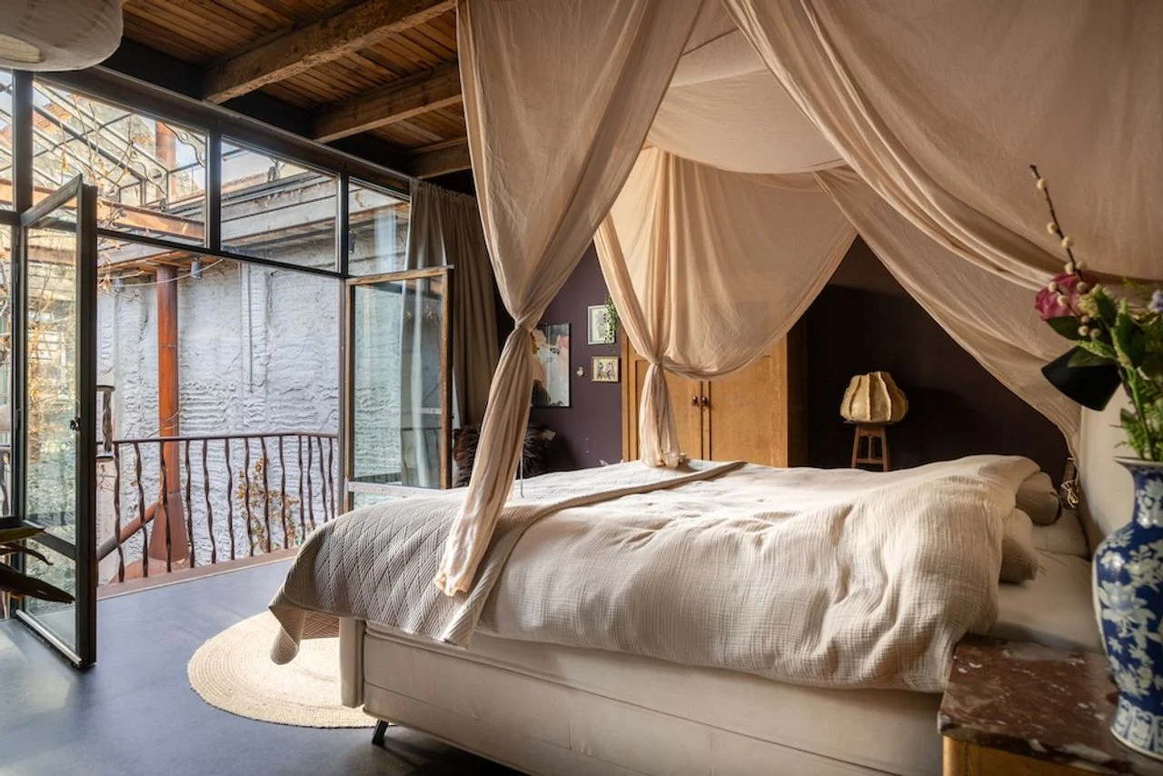 The bedroom (photo: Van der Sande Makelaars).