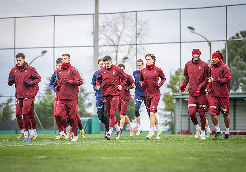 basaksehir-trabzonspor-maci-live-when-time-what-time-and-on-which-channel-1772551658839.png When and at what time is the Başakşehir-Trabzonspor match?