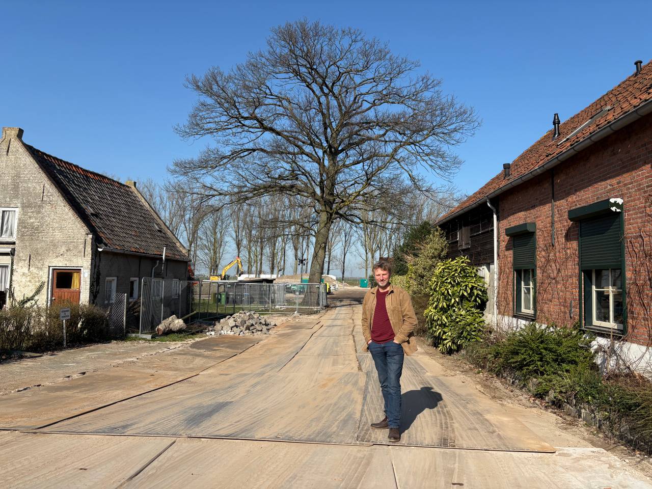 https://api.omroepbrabant.nl/img/f/$width$/$height$/0.50/0.50/cmV2aXNpb25zLzQ4NTM3NDMtMS5qcGc_c2U9MjA0NS0wMS0wMVQxMCUzQTQwJTNBMDBaJnNpZz1Xc3Qxb lFXM2pFdldtMlBaMFZ6JTJGZ2hHSGJEdlRyUnhWbW4lMkJQdE4xYmZQRSUzRCZzcD1yJnNw cj1odHRwcyZzcj1iJnN0PTIwMjUtMDEtMDFUMTAlM0E0MCUzQTAwWiZzdj0yMDIwLTEwLTAy