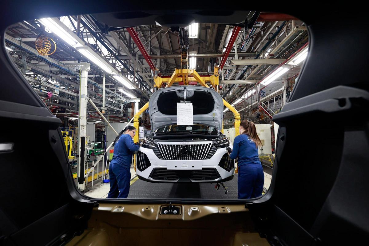 The Peugeot 2008 production lines are located in Vigo