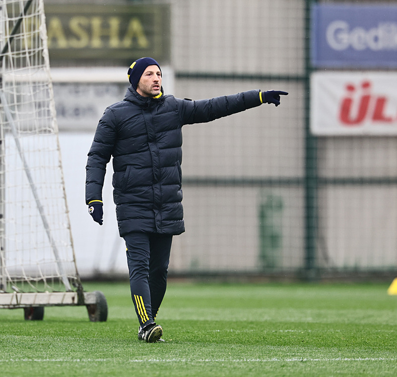Dutch defender to Fenerbahçe! They will meet again with Skriniar