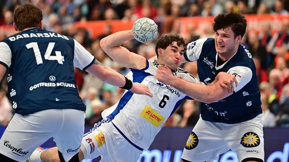 Game scene of HSV Hamburg against Bergischer HC.