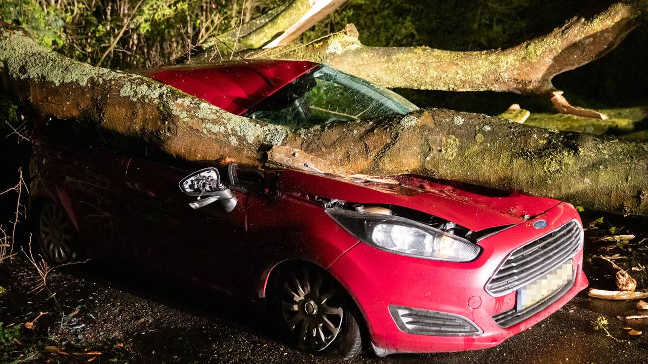 The car was seriously damaged (photo: Christian Traets/Heitink Press Agency).