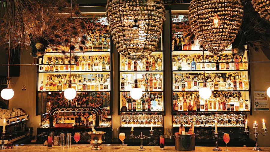 Bar