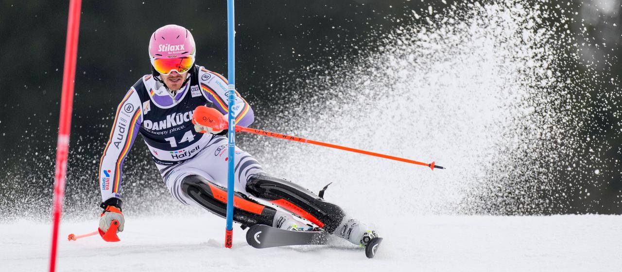 Linus Straßer in the slalom