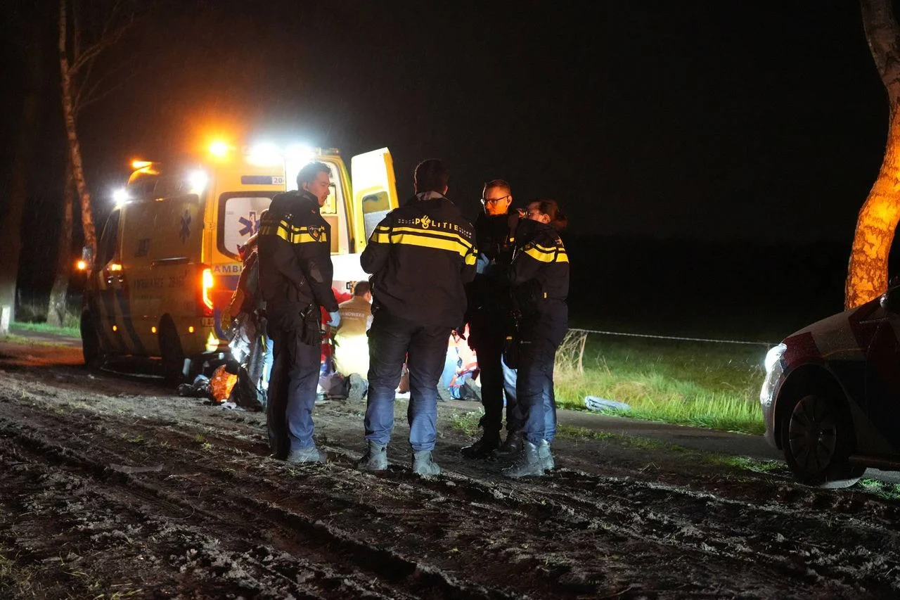 The man was rushed to hospital (photo: Jeroen Stuve / Persbureau Heitink).