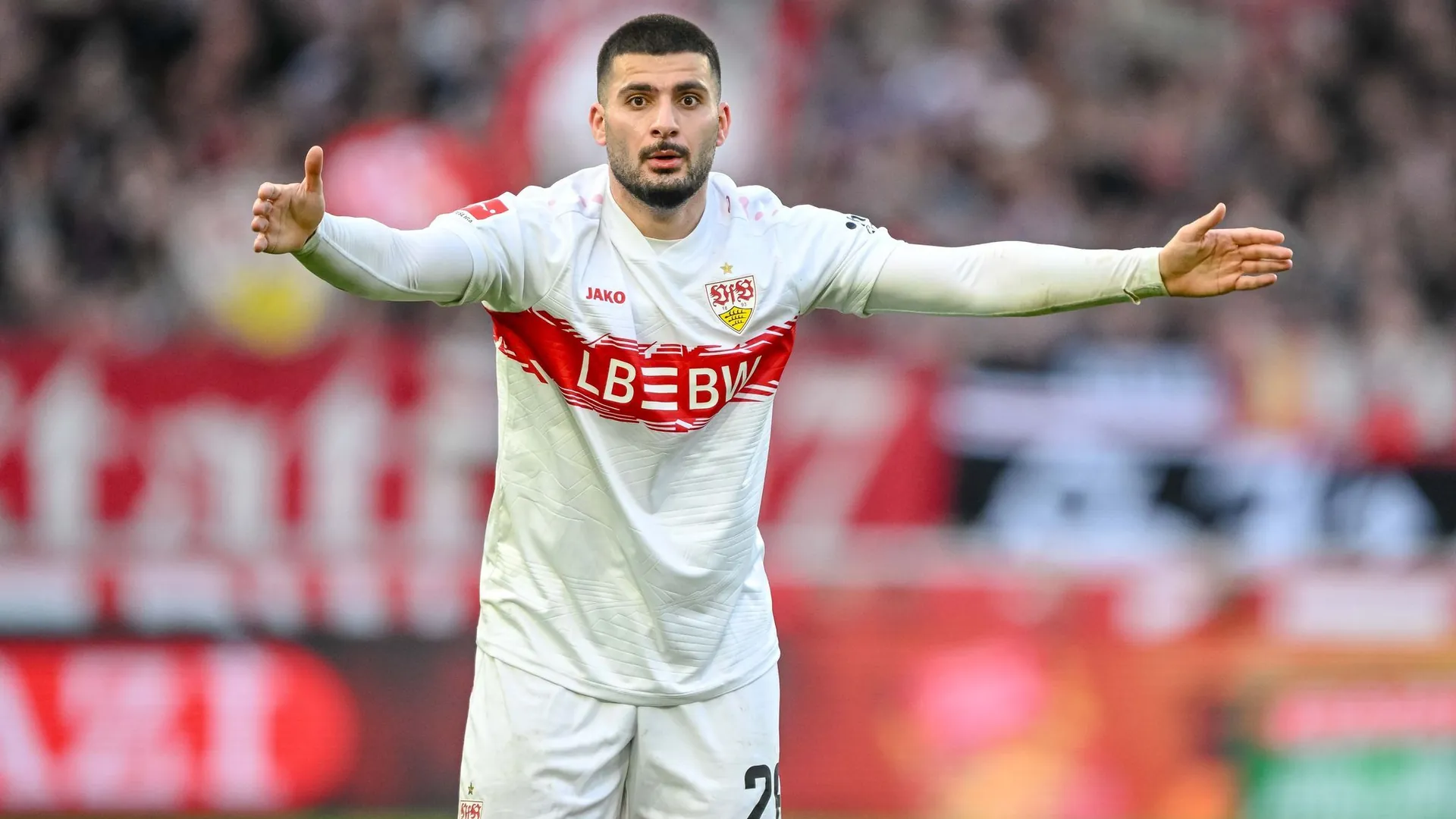 VfB Stuttgart - VfL Wolfsburg VfB Stuttgart - VfL Wolfsburg