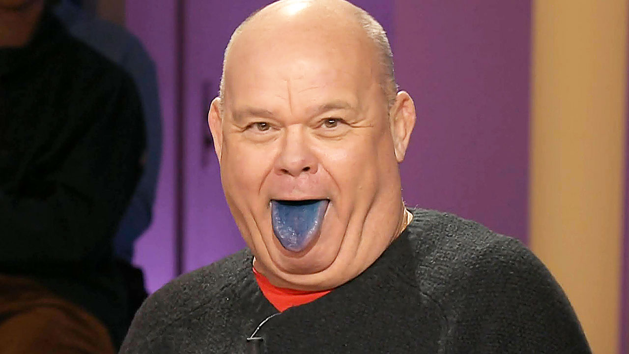 NPO has ordered Paul de Leeuw to quit Sint-TV: will SBS strike?