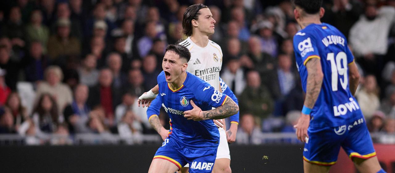 Martin Satriano scores 1-0 against Real Madrid