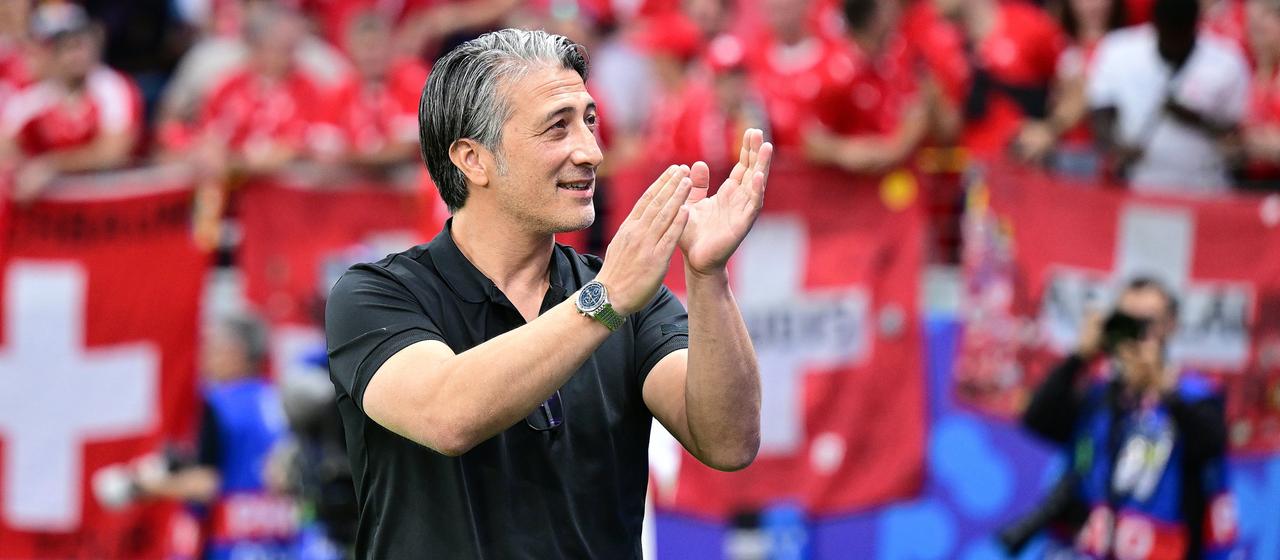 Murat Yakin thanks the fans