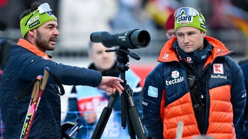 Kristian Mehringer (l.) and Sverre Olsbu Roeiseland: The coach and his co are leaving the German women's biathlon team. Kristian Mehringer (l.) and Sverre Olsbu Roeiseland: The coach and his co are leaving the German women's biathlon team.