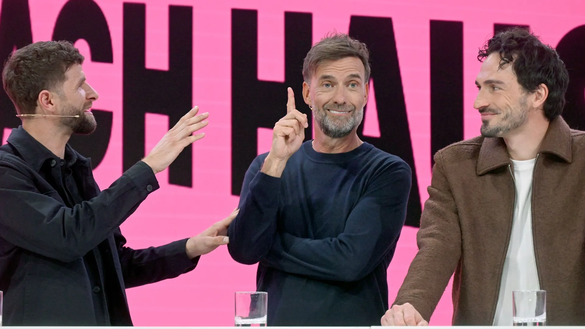 Telekom presents plans for the World Cup