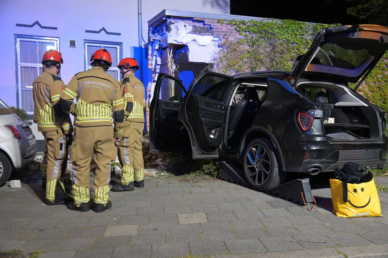 The devastation is great after the accident on Monday evening (photo: Perry Roovers / Persbureau Heitink).