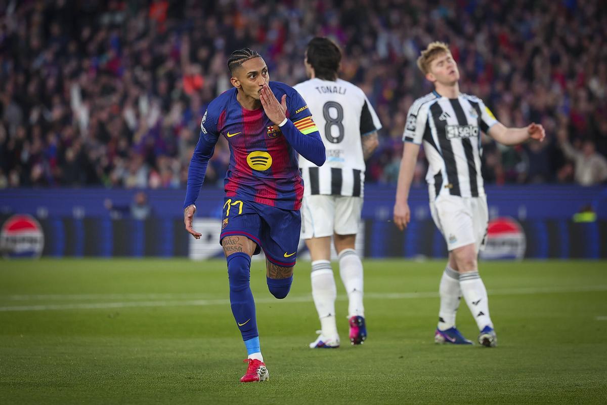 Raphinha celebrates one of his goals with FC Barcelona
