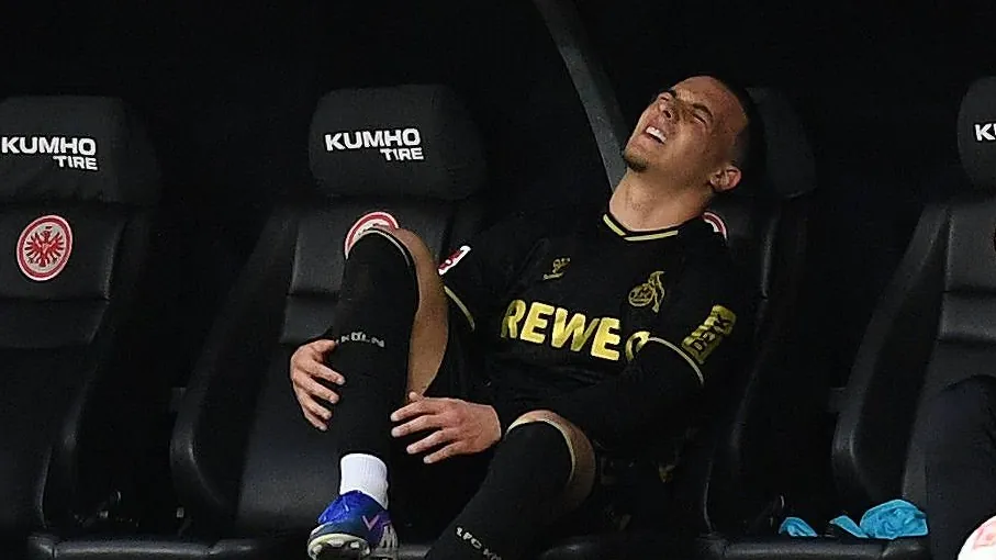 Said El Mala on the bench in Frankfurt (archive photo): He had to be replaced.