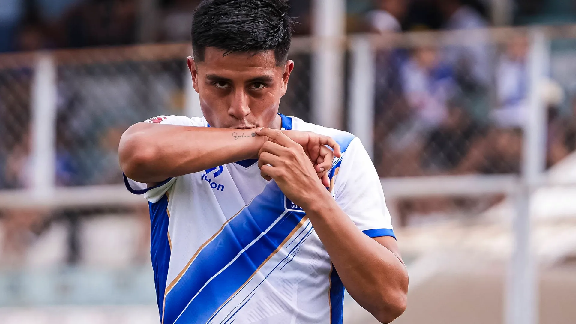 Jimmy Perez: He has been playing for the club since winter 2025. Jimmy Perez: He has been playing for the club since winter 2025.