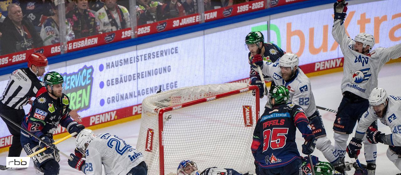 The decision: Mannheim scores in the second overtime to win against Berlin (Source: IMAGO/Matthias Koch)