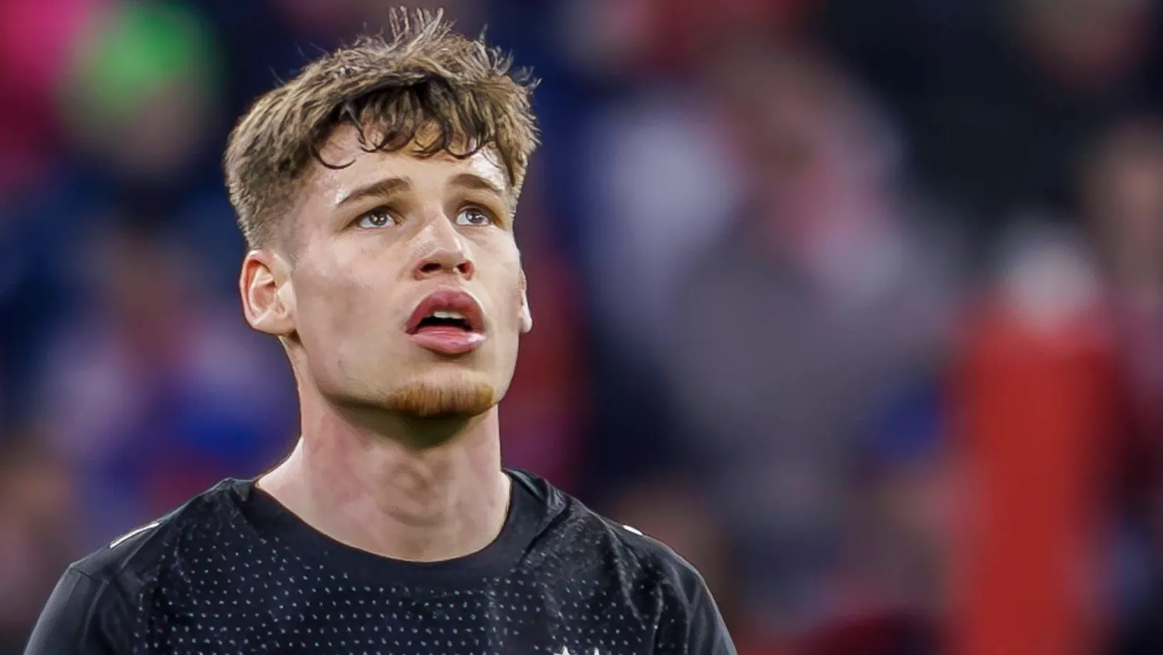 Lukas Ullrich: He experienced a game to forget. Lukas Ullrich: He experienced a game to forget.