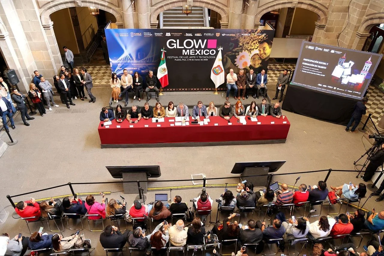 The presentation for the press in Mexico (photo: Bart van Bokhoven).