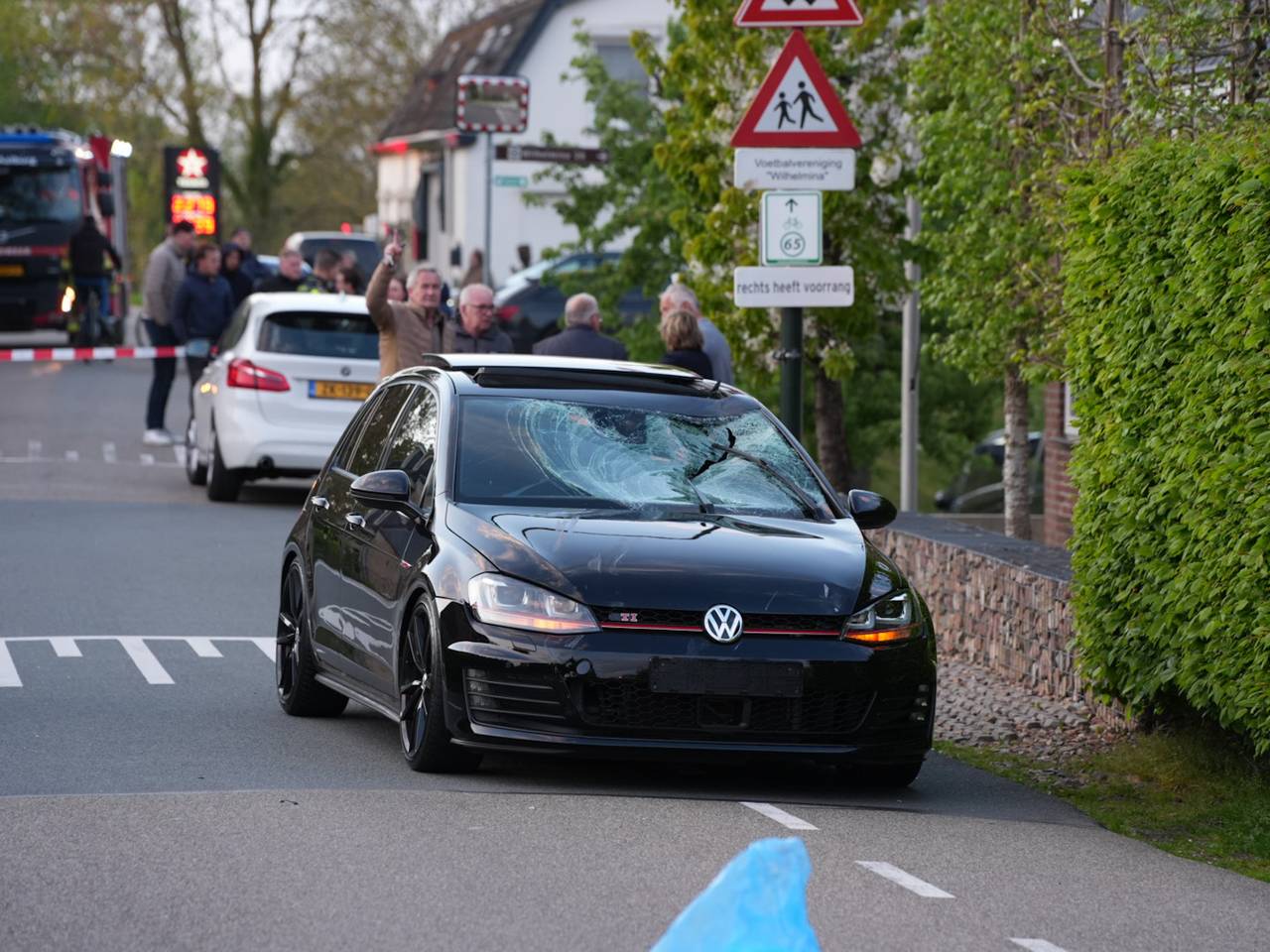 https://api.omroepbrabant.nl/img/f/$width$/$height$/0.51/0.51/cmV2aXNpb25zLzQ4ODM1MzUtMS5qcGc_c2U9MjA0NS0wMS0wMVQxMCUzQTQwJTNBMDBaJnNpZz0wRSUyRlF 3cSUyQkJVJTJGY0JzWUxXREZnNmg3ajVYdG1NYW05b0dETFZXR0s2UDhRJTNEJnNwPXImc3B yPWh0dHBzJnNyPWImc3Q9MjAyNS0wMS0wMVQxMCUzQTQwJTNBMDBaJnN2PTIwMjAtMTAtMDI=