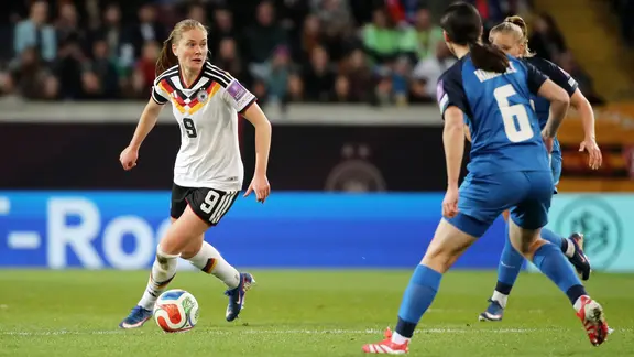 National player Sjoeke Nüsken
