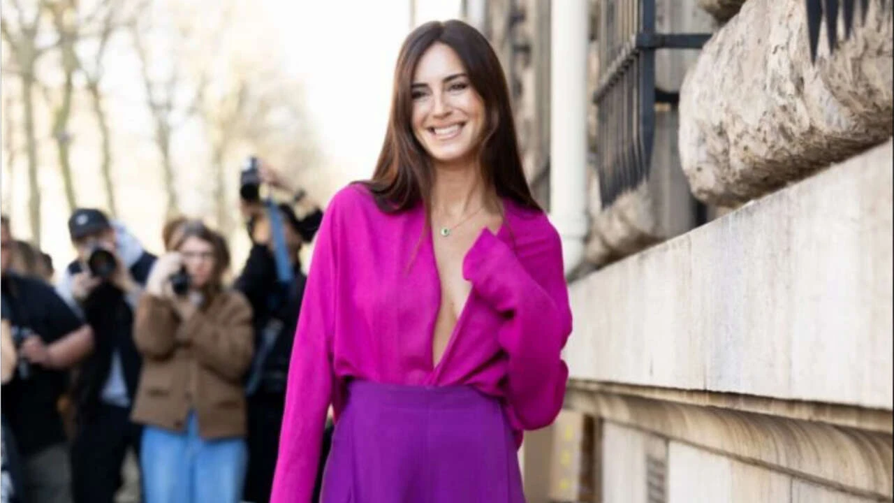 Navy blue color: what colors it goes well with, outfit 2026