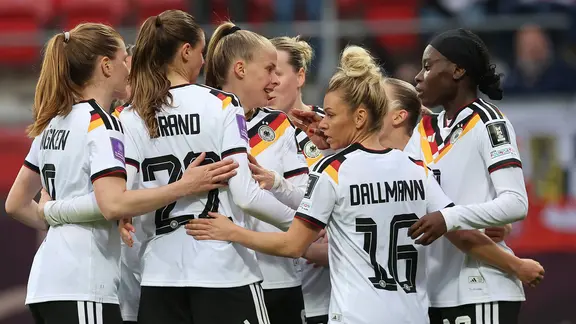 Celebrations for the DFB women | IMAGO/IPA Photo Celebrations from the DFB women