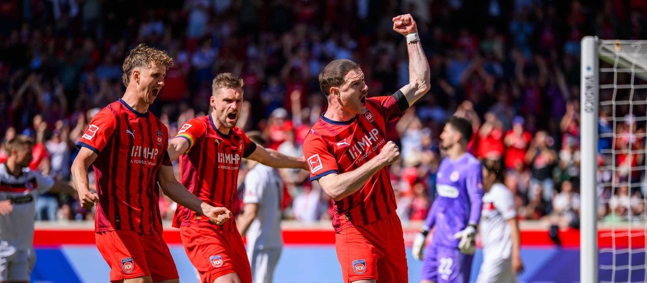 Budu Zivzivadze celebrates his goal