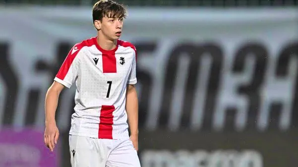 Georgien-Talent Tornike Kvaratskhelia (16). Für Die U17 Georgiens hat er schon sechs Länderspiele absolviert
