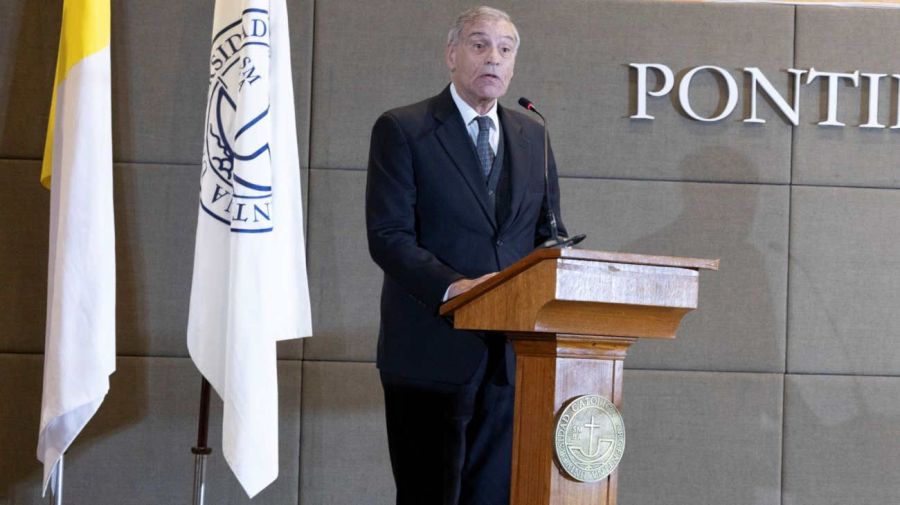 Dr. Miguel Ángel Schiavone, rector of the UCA