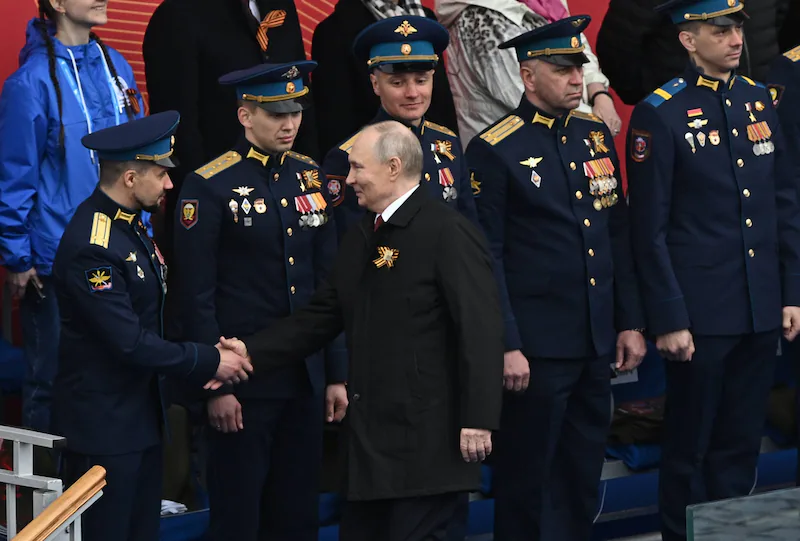 President poet great grandchildren military.