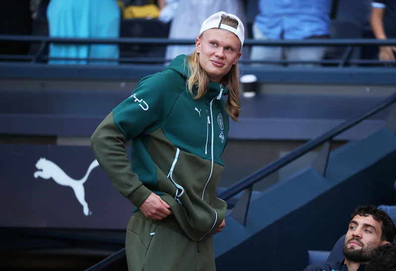 Erling Haaland is present as a spectator at Manchester City.