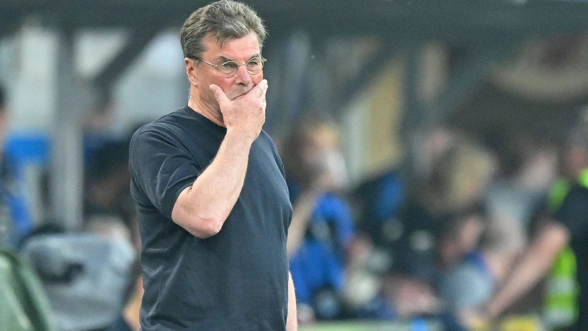 Dieter Hecking: The Wolfsburg coach had to accept relegation last season. Dieter Hecking: The Wolfsburg coach had to accept relegation last season.