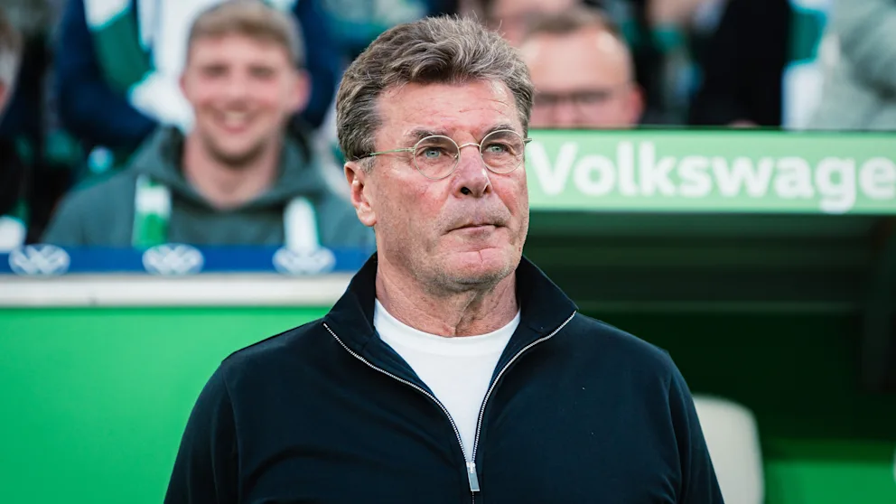 Dieter Hecking (61) und der VfL Wolfsburg müssen weiterhin zittern